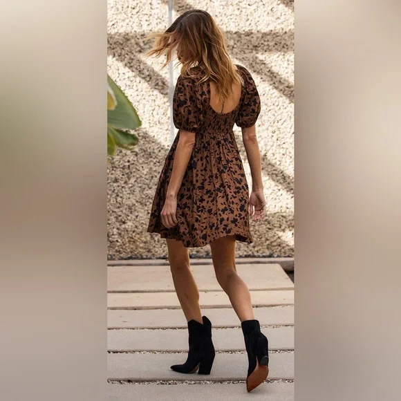 Saltwater Luxe Summer Mini Dress Size Small - Picture 2 of 13